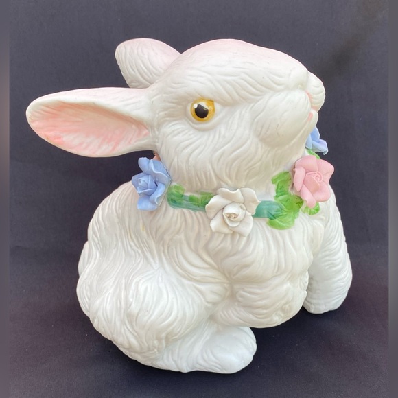 Bunny Rabbit Home Decor Figurine White Ceramic with Floral Necklace - Picture 3 of 13